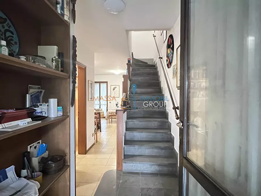 Immagine 5 di Villetta a schiera in vendita  in Via Gioacchino Rossini 14 a Massa