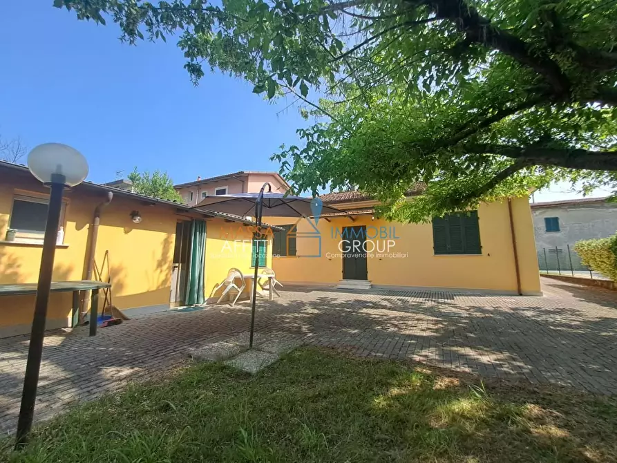 Immagine 7 di Casa indipendente in vendita  in Via Pietrasanta 66 a Massa