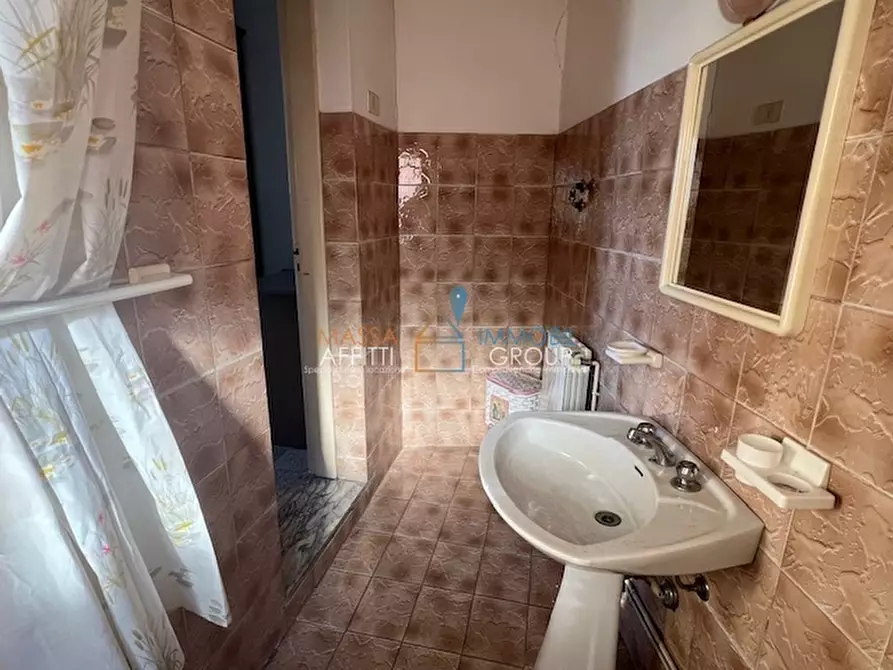 Immagine 22 di Terratetto in vendita  in Via Godola 41a a Massa