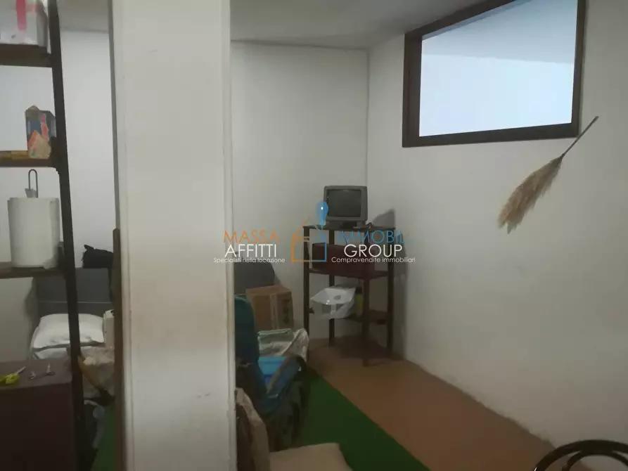 Immagine 3 di Trilocale in vendita  in Via Argine Destro Carrione 15 a Carrara