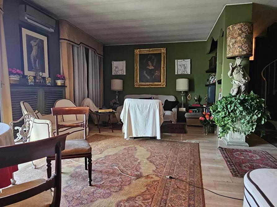 Immagine 50 di Attico in vendita  in viale san gimignano 8 a Milano