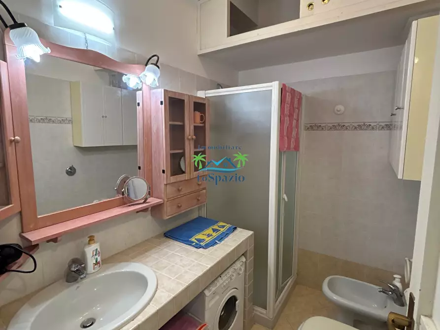 Immagine 16 di Bilocale in vendita  in Via Aurelia 48 a Andora