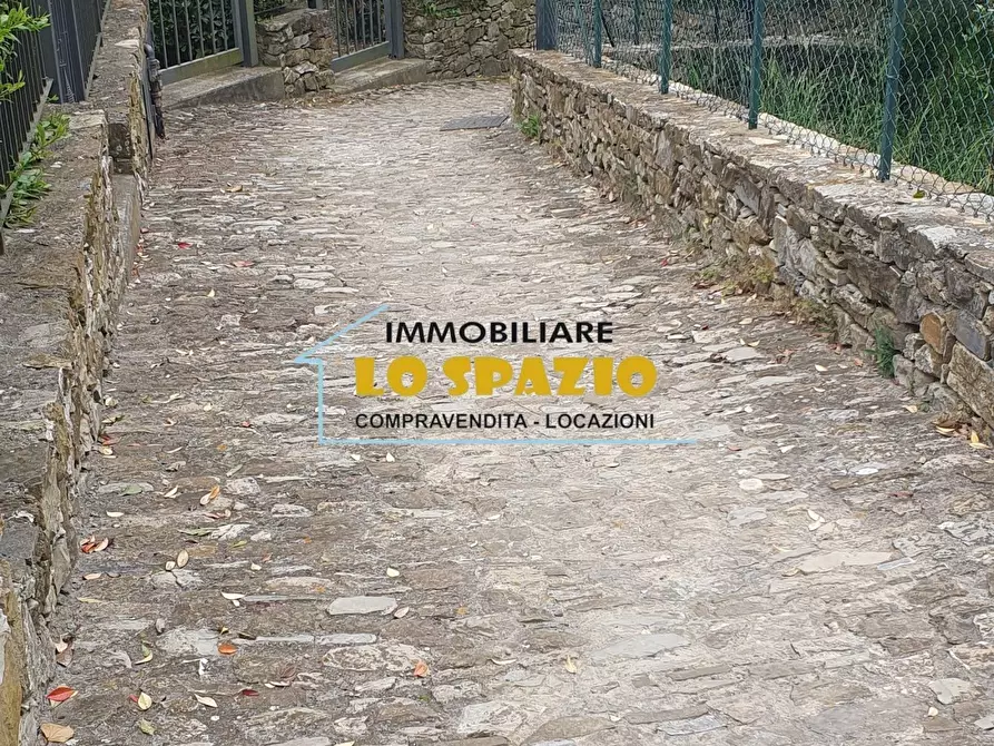 Immagine 33 di Villa in vendita  in via mezzacqua a Andora