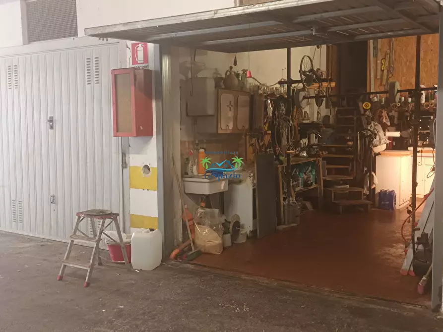 Immagine 4 di Garage in vendita  in via san lazzaro a Andora