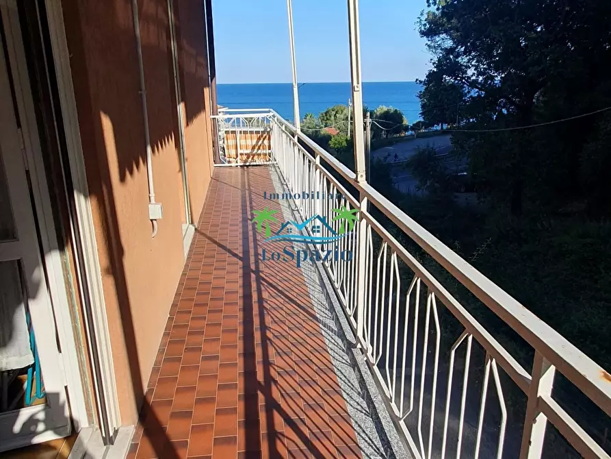 Immagine 16 di Bilocale in vendita  in Via Aurelia 224 a Andora