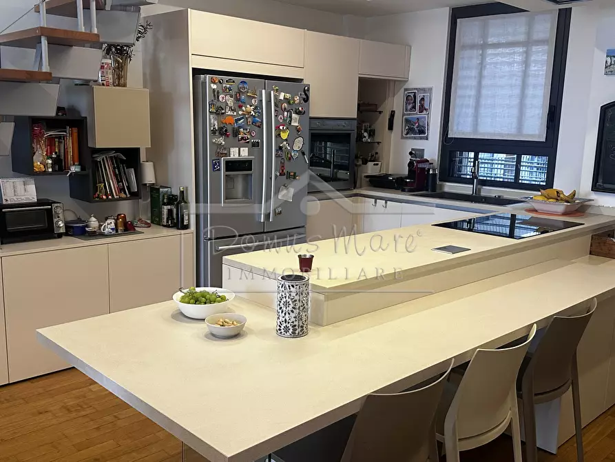 Immagine 5 di Attico in vendita  in Corso vittorio Veneto 1 a Savona