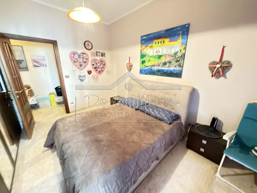 Immagine 11 di Trilocale in vendita  in VIA  DELLA COSTITUZIONE 16 a Albenga