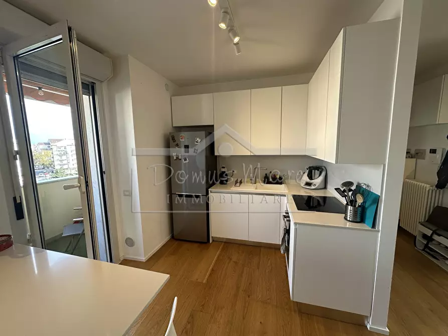 Immagine 24 di Quadrilocale in vendita  in Piazza Santa Cecilia 2 a Savona