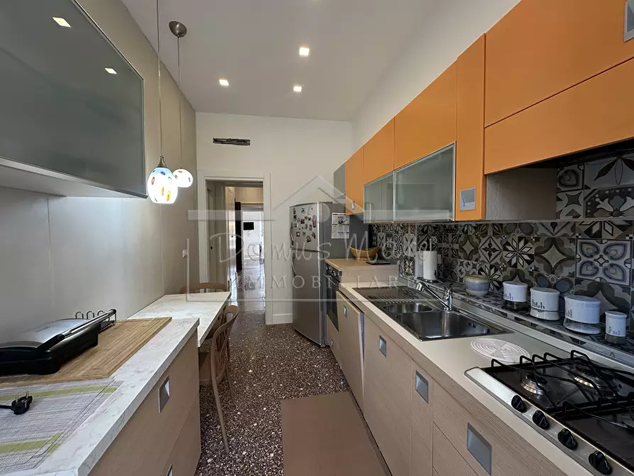 Immagine 18 di Pentalocale in vendita  in Via Beato Ottaviano 4 a Savona