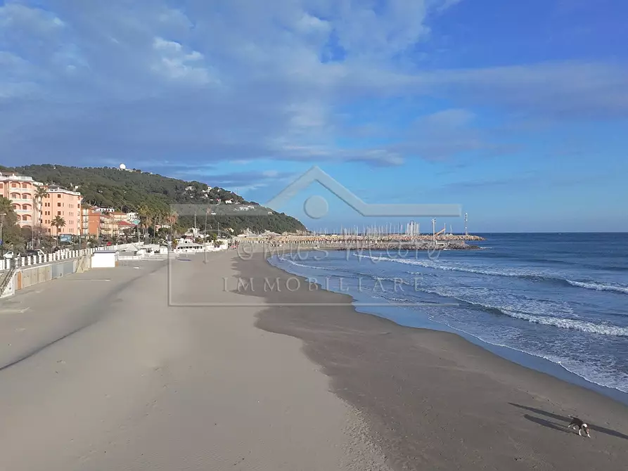 Immagine 42 di Trilocale in vendita  in Sant'Ambrogio 30 a Andora