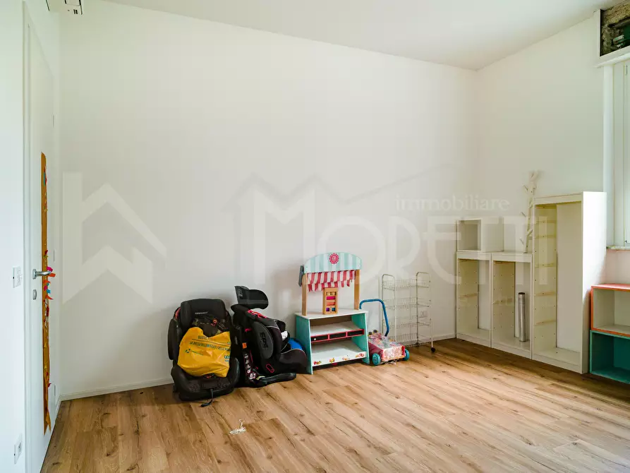 Immagine 41 di Pentalocale in vendita  in Via Costanzo Ebat a Livorno