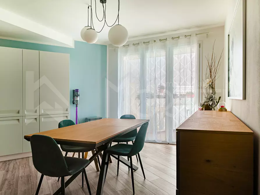 Immagine 19 di Trilocale in vendita  in Via Lazzara Giovanni a Livorno