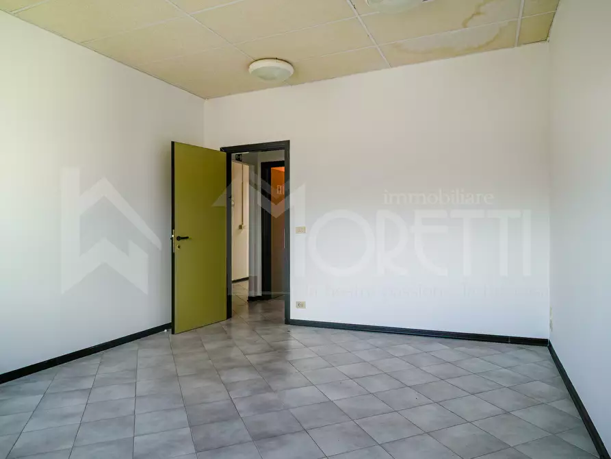 Immagine 3 di Ufficio in affitto  in Via Martin Luther King a Livorno