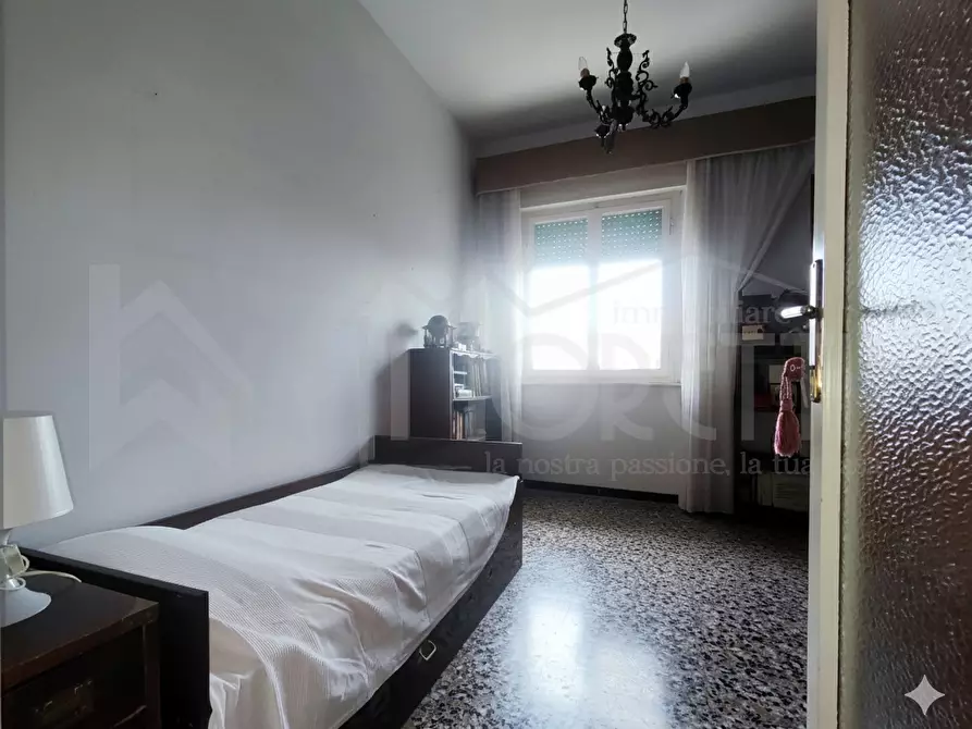 Immagine 19 di Pentalocale in vendita  in Viale Mameli a Livorno