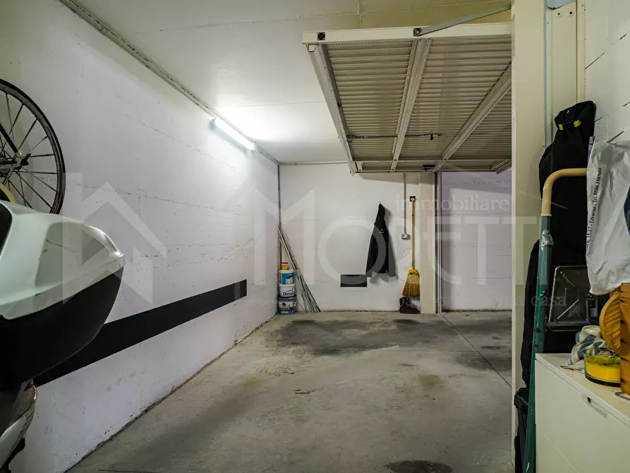 Immagine 61 di Trilocale in vendita  in Via Lazzara Giovanni a Livorno