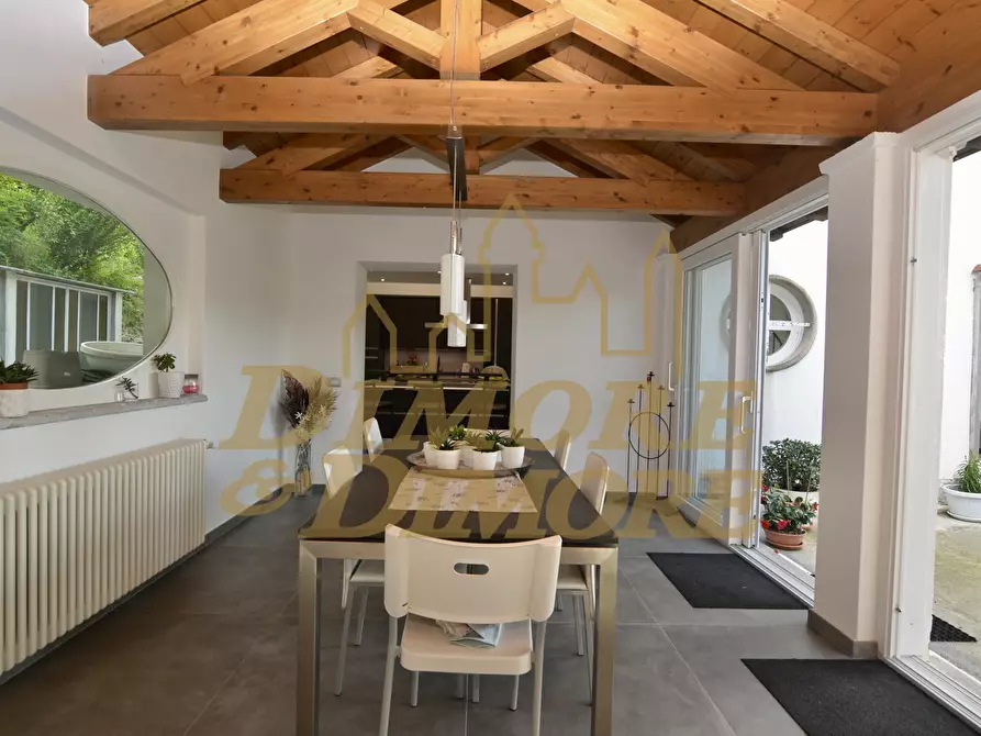 Immagine 26 di Villa in vendita  in Via Portovaltravaglia 39 a Brezzo Di Bedero