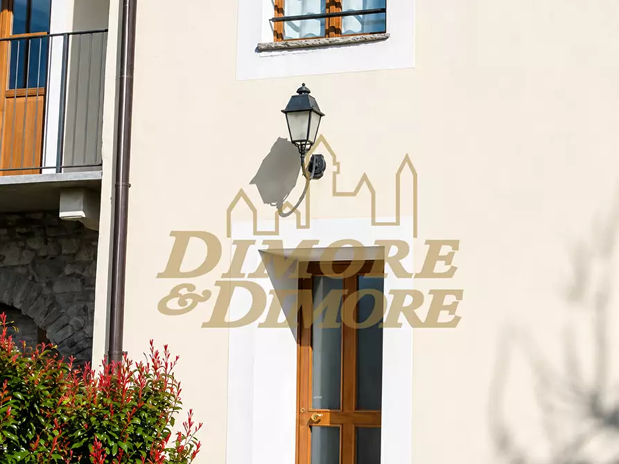Immagine 19 di Bilocale in vendita  in Via Privata Gabella 7 a Maccagno Con Pino E Veddasca