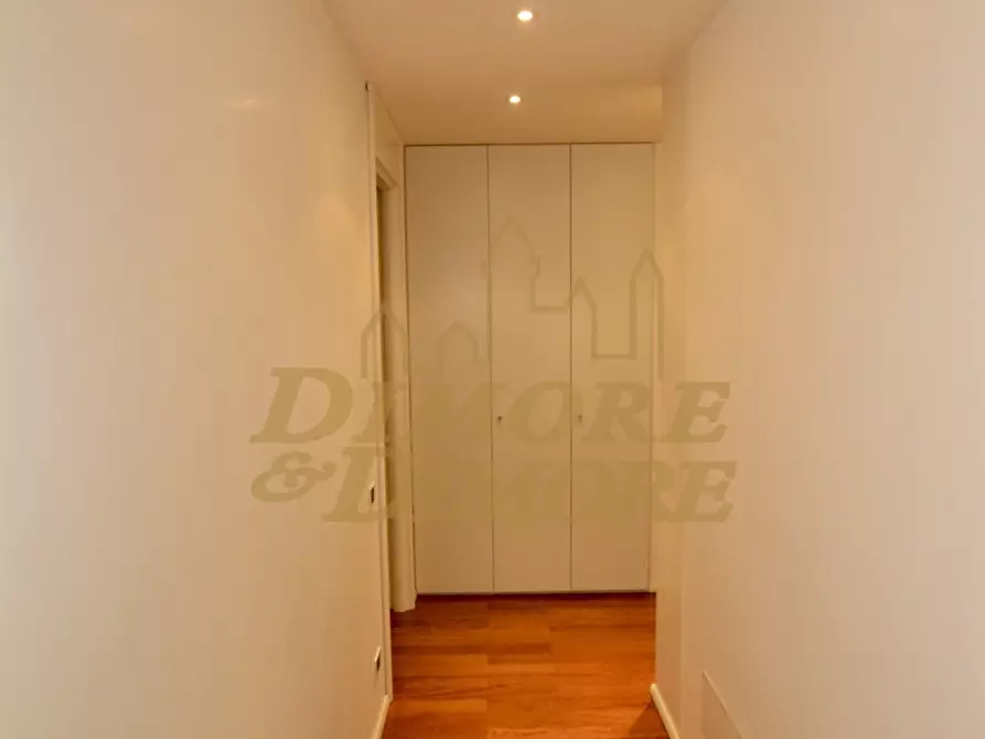 Immagine 36 di Villa in vendita  a Ranco