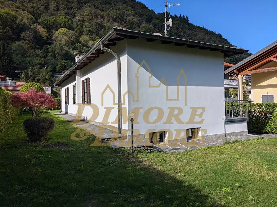 Immagine 8 di Villa in vendita  in Via alla Piana 84 a Cannobio