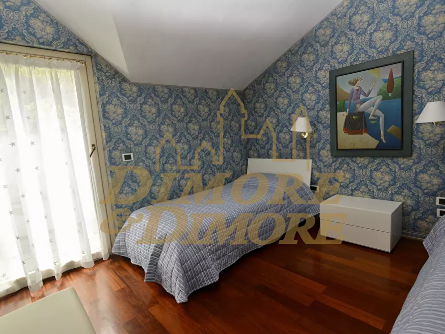 Immagine 50 di Villa in vendita  a Ranco