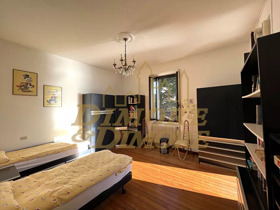 Immagine 29 di Villa in vendita  in Viale Garibaldi 68 a Maccagno Con Pino E Veddasca