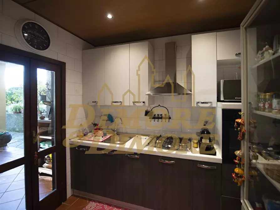 Immagine 27 di Villa in vendita  a Ghiffa