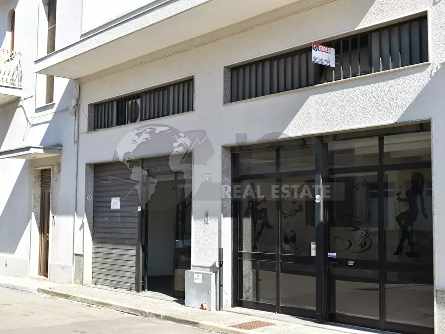 Immagine 20 di Locale commerciale in vendita  in via alcide de gasperi 51 a Carmiano