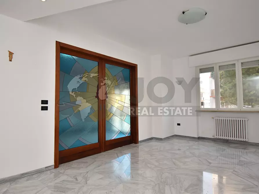 Immagine 40 di Appartamento in vendita  in Viale Aldo Moro 95 a Brindisi