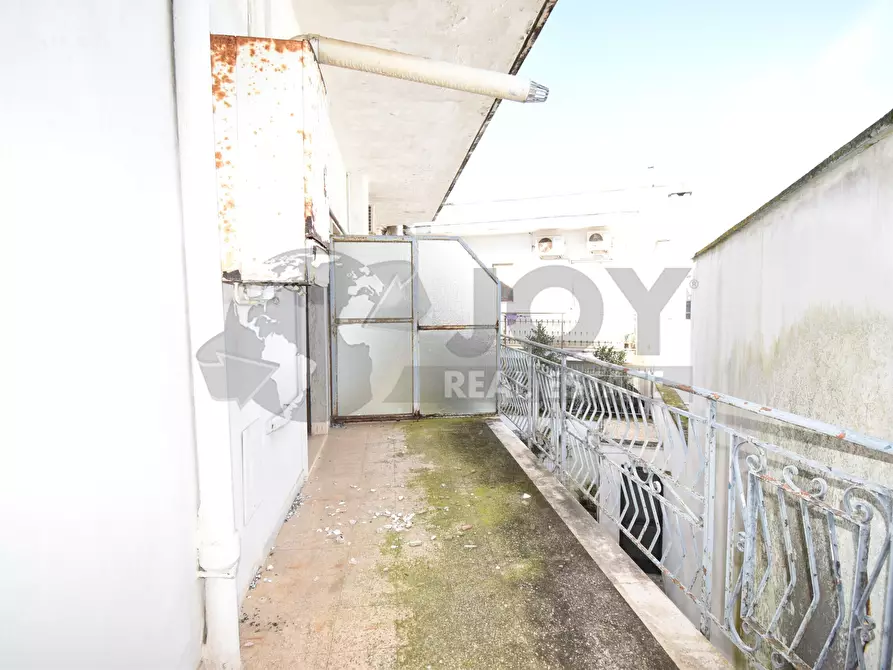 Immagine 27 di Appartamento in vendita  in via maremonti 50 a Campi Salentina