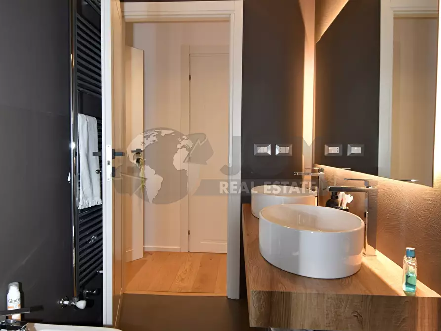 Immagine 16 di Appartamento in vendita  in Via G. Oberdan 69 a Lecce