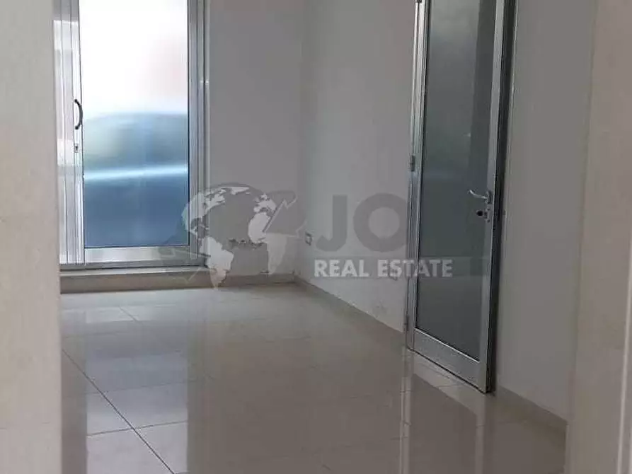 Immagine 4 di Locale commerciale in affitto  in Viale XXIV Maggio a Galatone