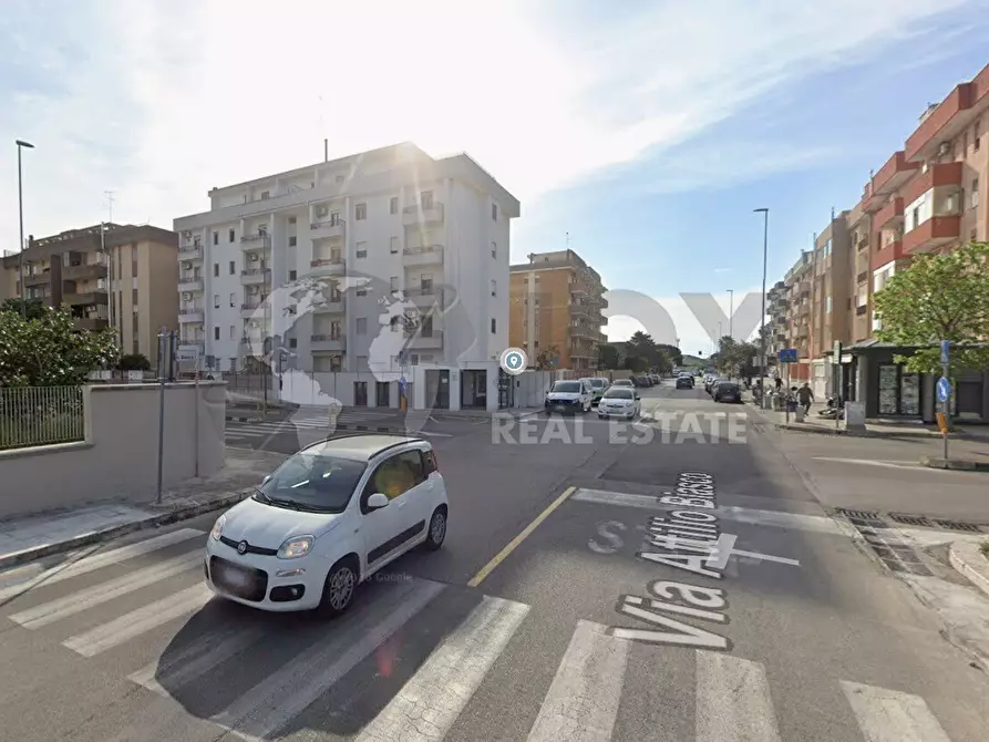 Immagine 5 di Locale commerciale in vendita  in Via Attilio Biasco 17 a Lecce