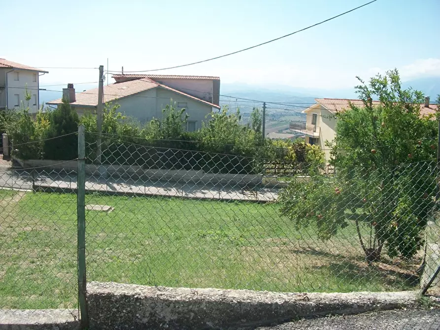Immagine 3 di Terreno industriale in vendita  in VIA DEI PICENI a Castel Frentano
