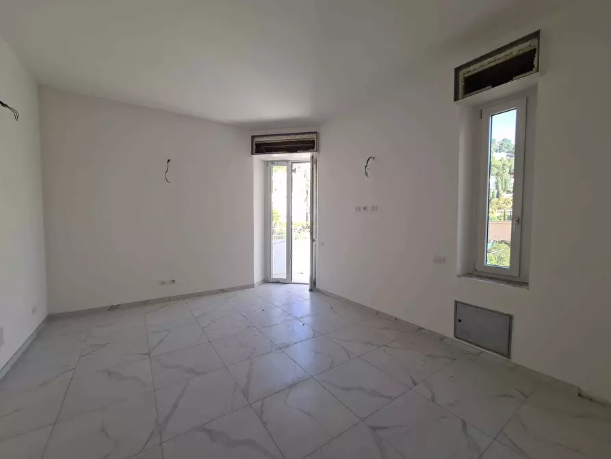 Immagine 14 di Trilocale in vendita  in V.le hanbury a Alassio