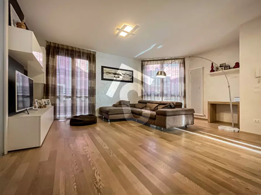 Immagine 1 di Villetta a schiera in vendita  a Jesi