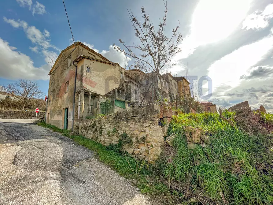 Immagine 13 di Casa bifamiliare in vendita  a Cupramontana