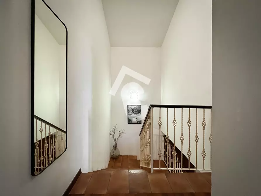 Immagine 15 di Rustico / casale in vendita  a Jesi