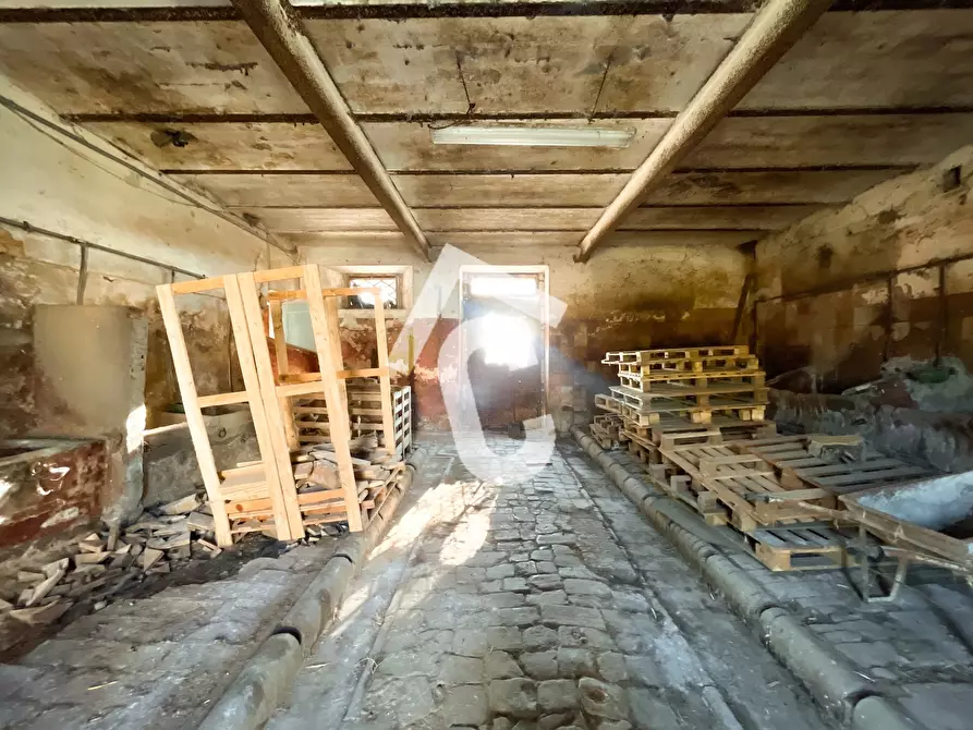 Immagine 28 di Rustico / casale in vendita  a Montecarotto