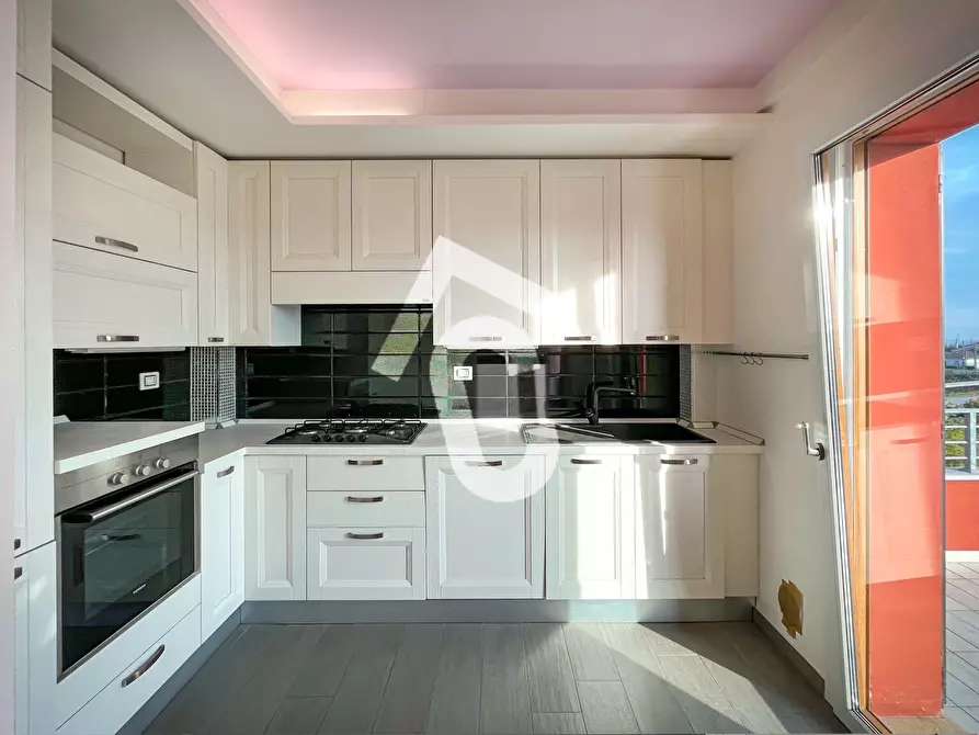 Immagine 6 di Appartamento in vendita  a Castelbellino