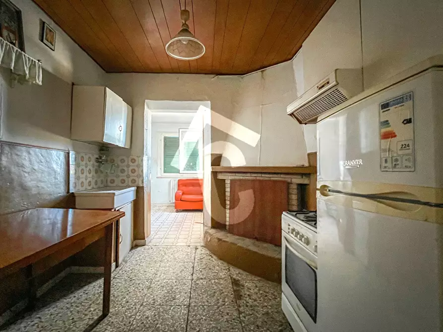 Immagine 13 di Rustico / casale in vendita  a Belvedere Ostrense