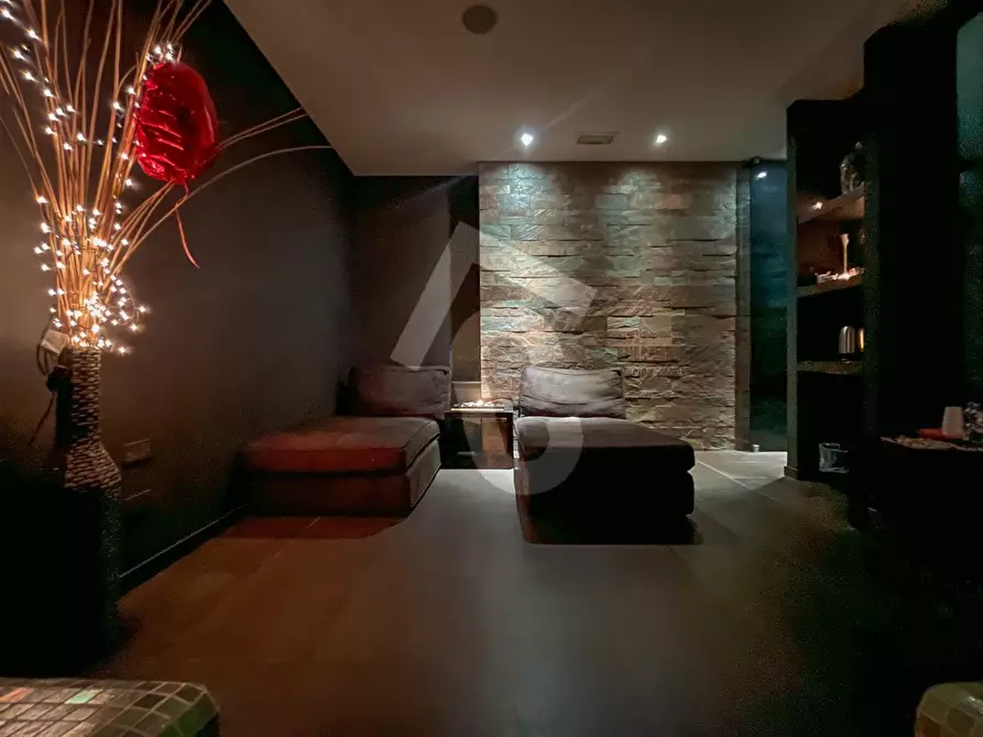 Immagine 16 di Attività commerciale in vendita  a Castelplanio