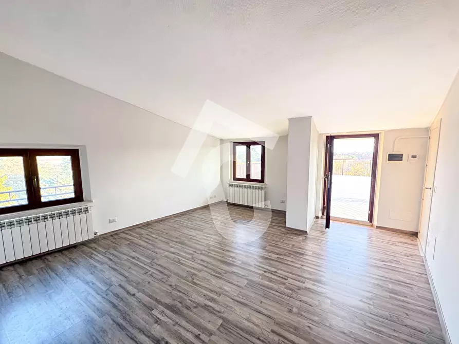Immagine 3 di Mansarda in affitto  a Jesi