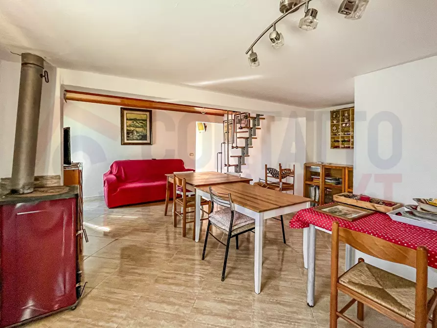 Immagine 2 di Trilocale in vendita  a Jesi