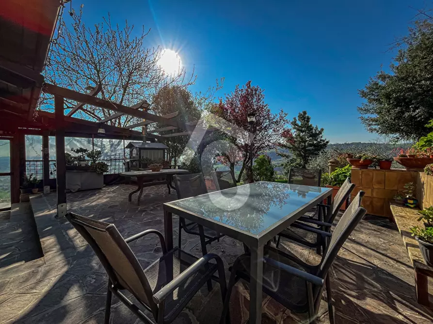 Immagine 9 di Rustico / casale in vendita  a Rosora