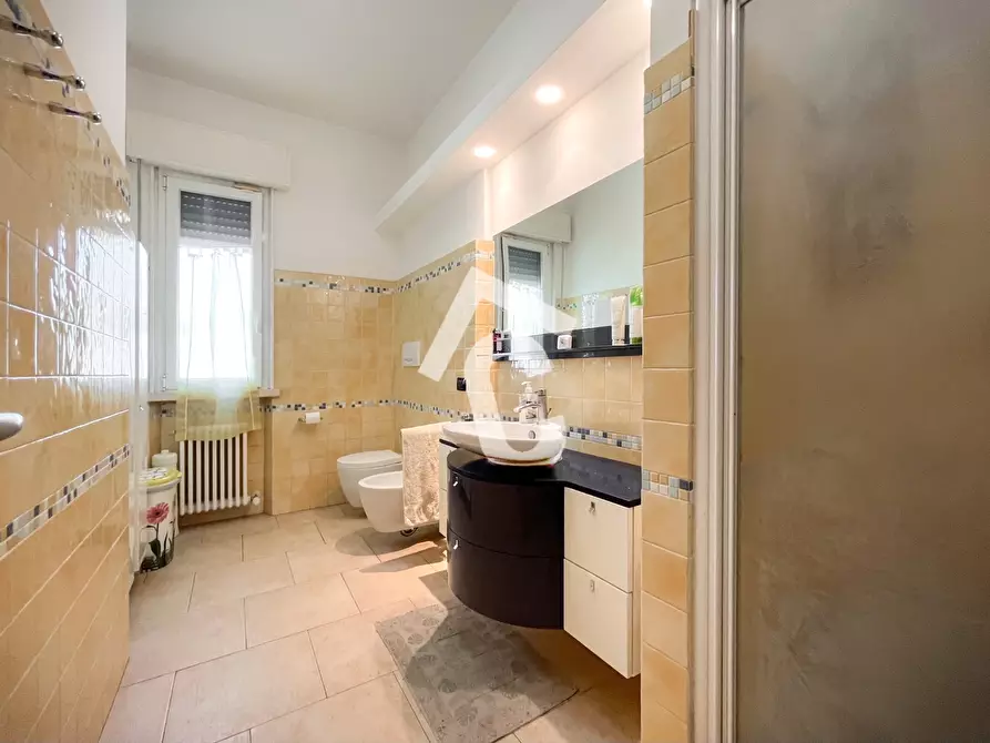 Immagine 25 di Casa indipendente in vendita  a Castelplanio