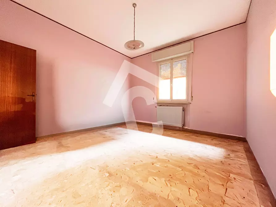 Immagine 5 di Appartamento in vendita  a Jesi