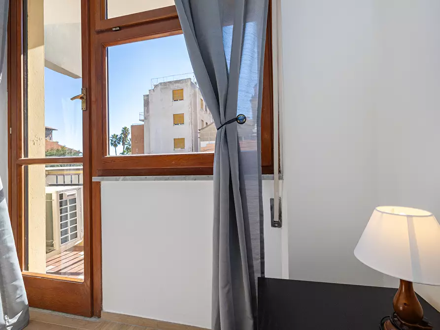 Immagine 19 di Bilocale in affitto  in Via Torino a Finale Ligure