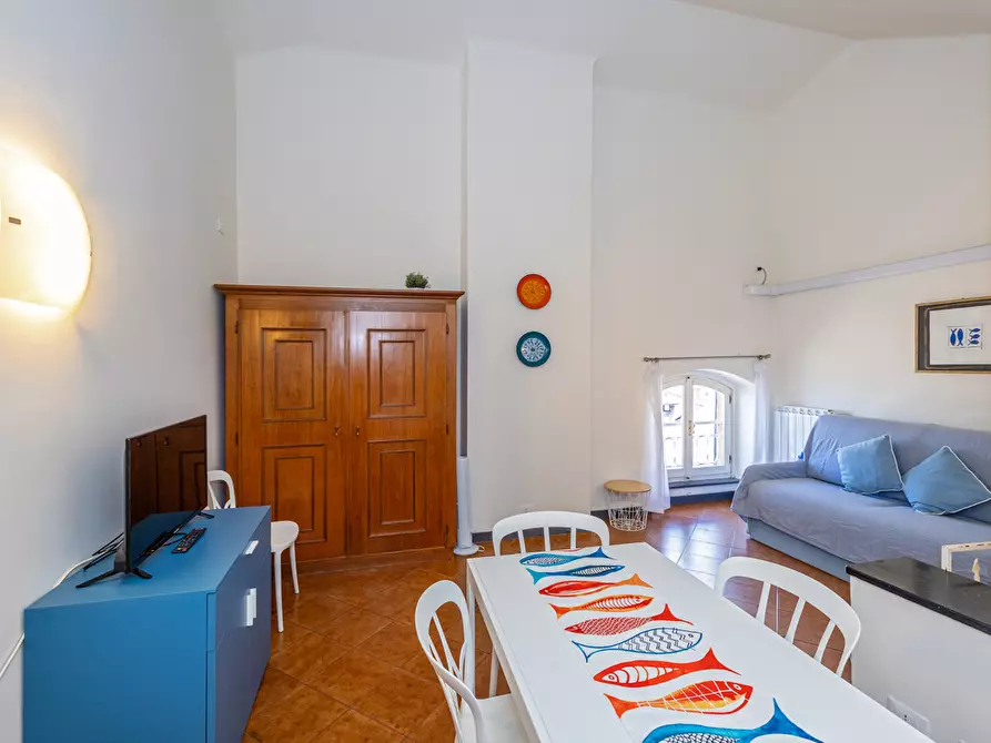 Immagine 10 di Bilocale in affitto  in Piazza Vittorio Emanuele II a Finale Ligure