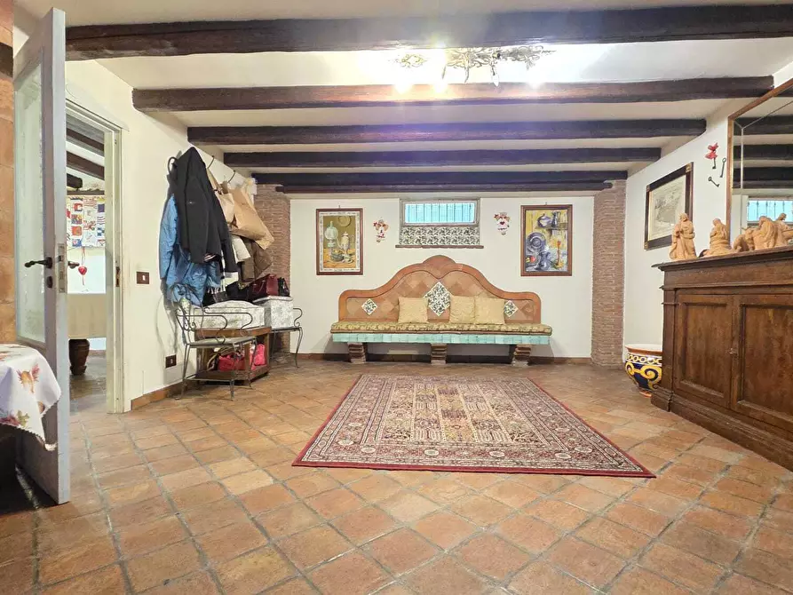 Immagine 6 di Villa in vendita  a Aci Castello