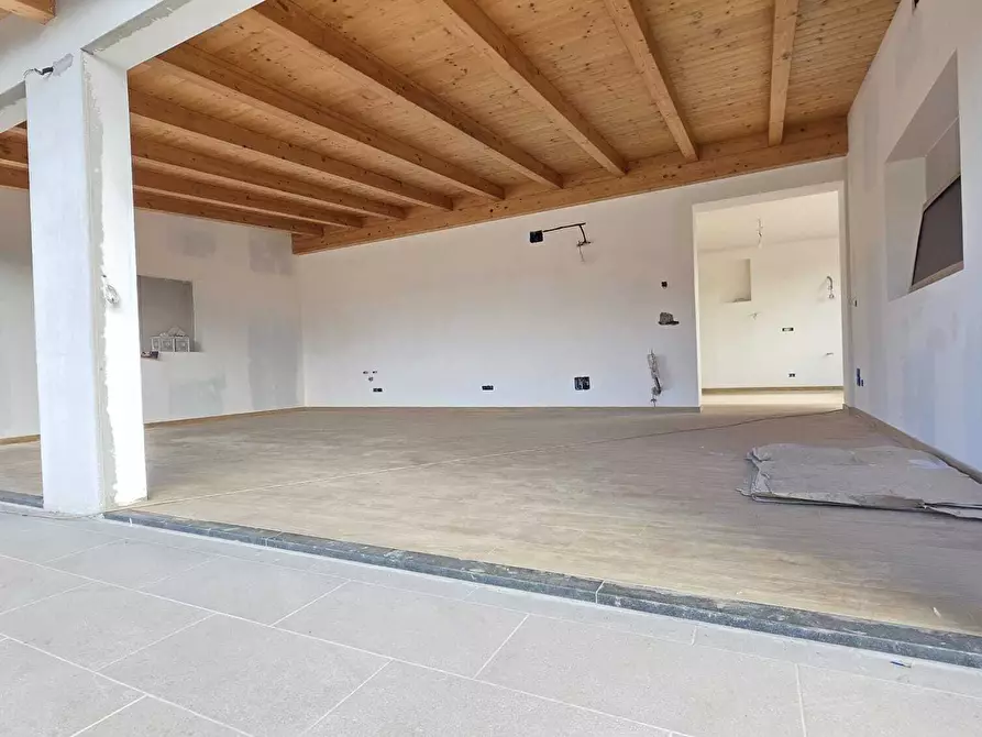 Immagine 1 di Villa in vendita  a Aci Bonaccorsi